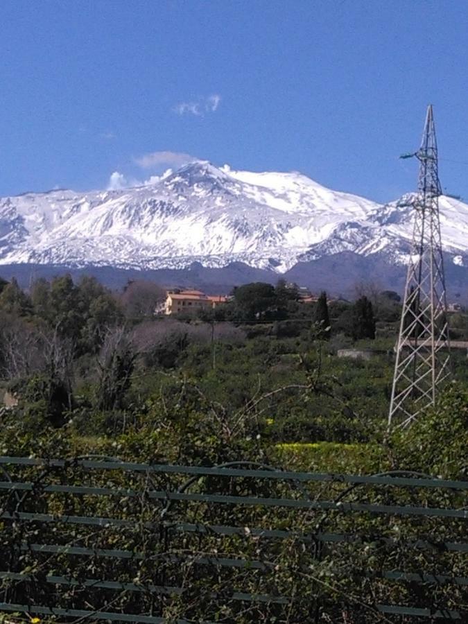 Ai Tre Archi Di Tagliaborse Villa Mascali Exterior photo
